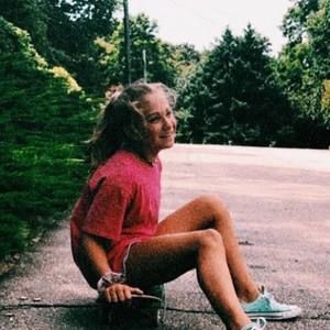 Meet your Posher, Ava